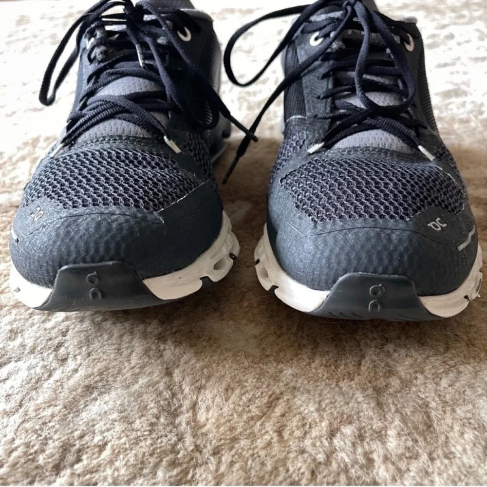 On Cloudflyer Road-Running Shoes Sneakers Black/ White Size 9 - Picture 6 of 15